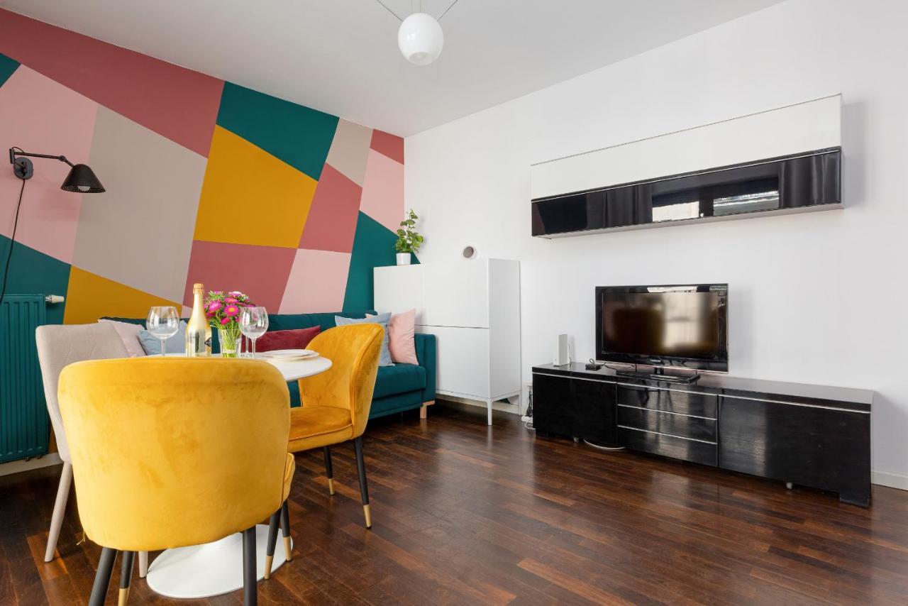 Residence on Wspólna Str. Apartment Warsaw by Renters Zewnętrze zdjęcie