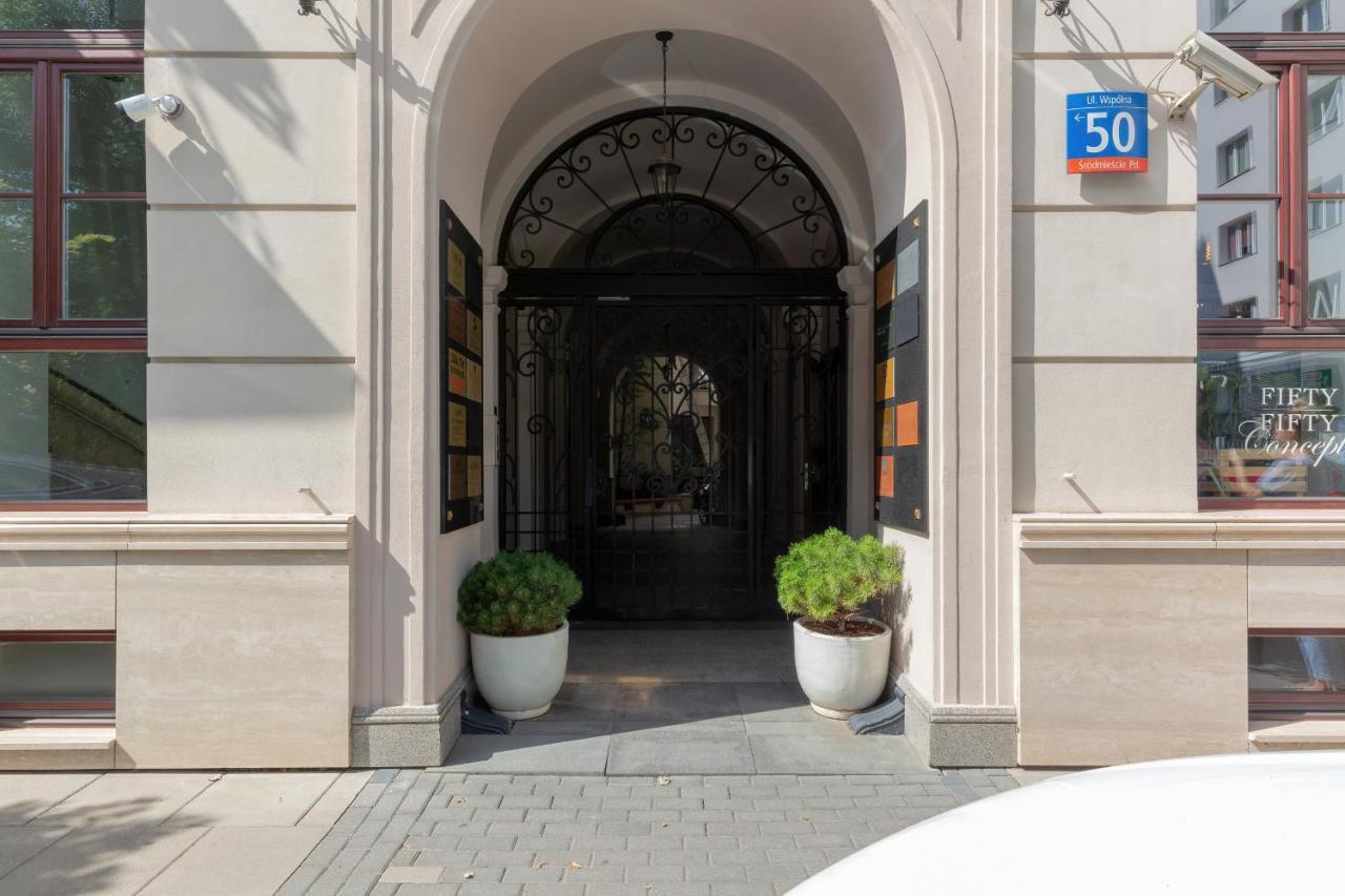Residence on Wspólna Str. Apartment Warsaw by Renters Zewnętrze zdjęcie